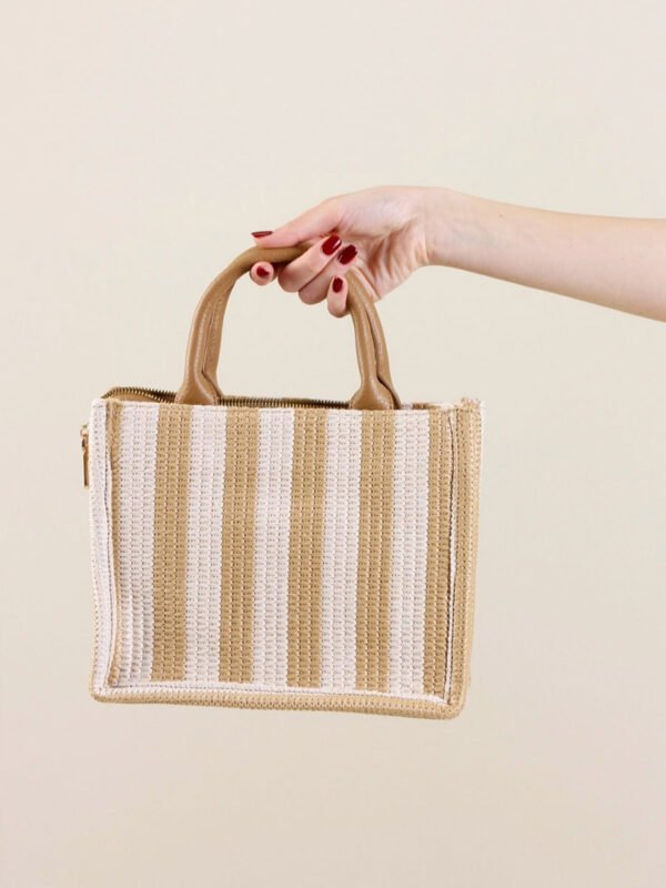 Raffia kézitáska, műbőrrel