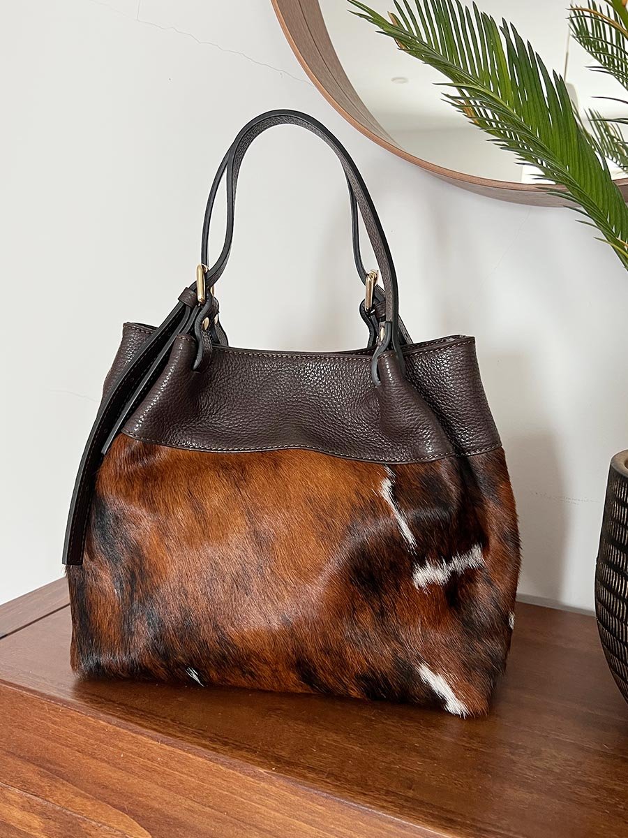 Barna mintás bőr válltáska