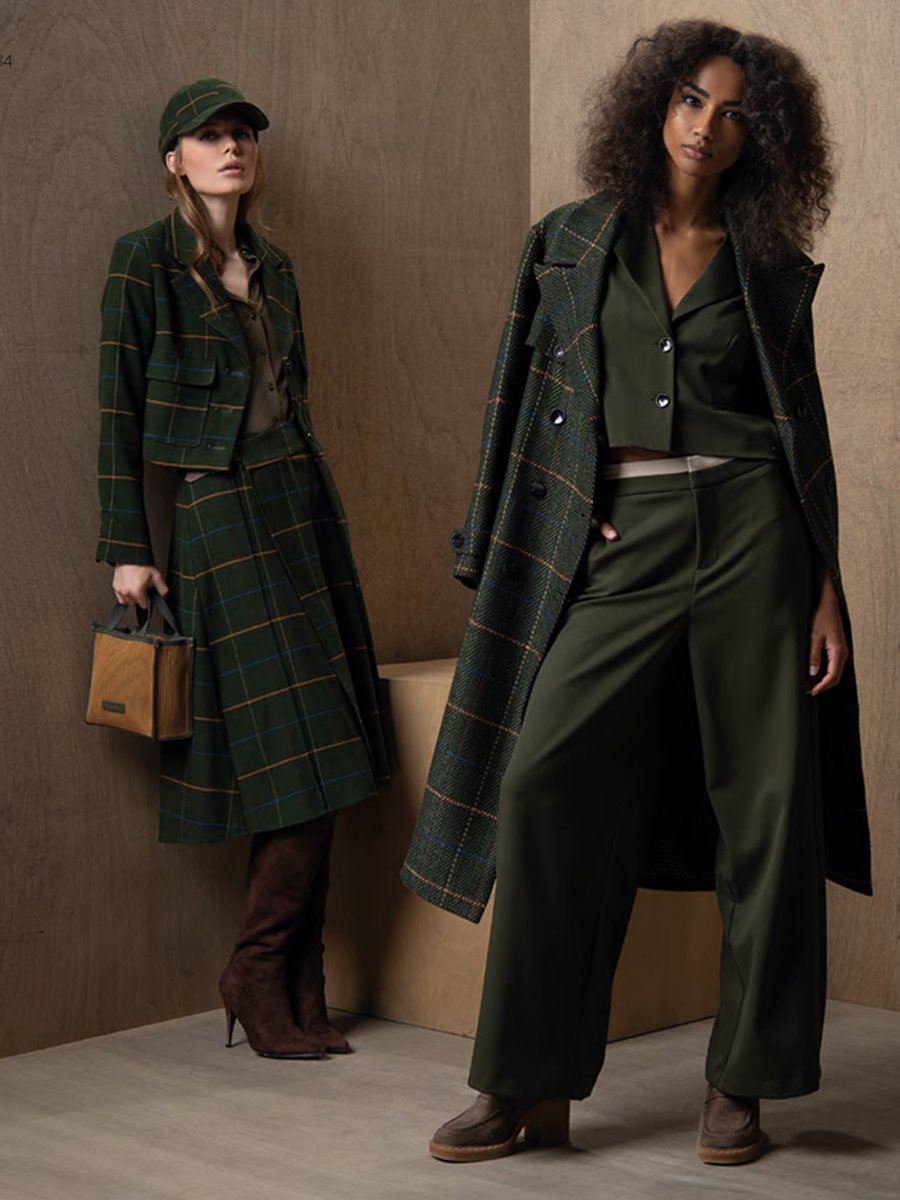 Bő szárú zöld nadrág kontrasztos derékpánttal