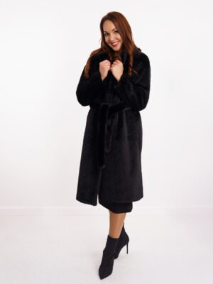 Fekete hosszú állású műszőrme bunda