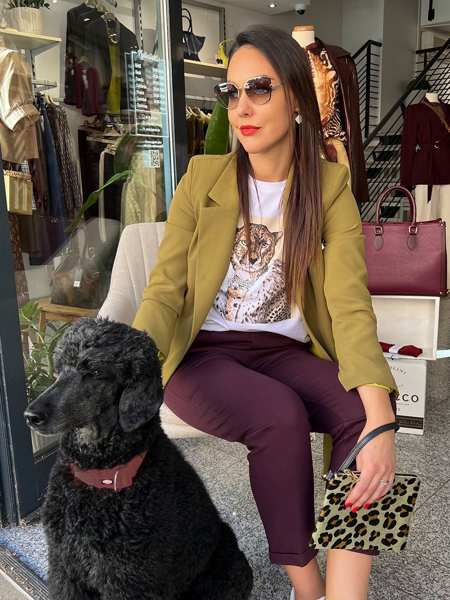 Elegáns oliva zöld hosszú állású blézer