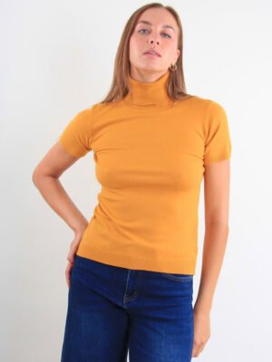 Rövid ujjú kötött, garbós felső