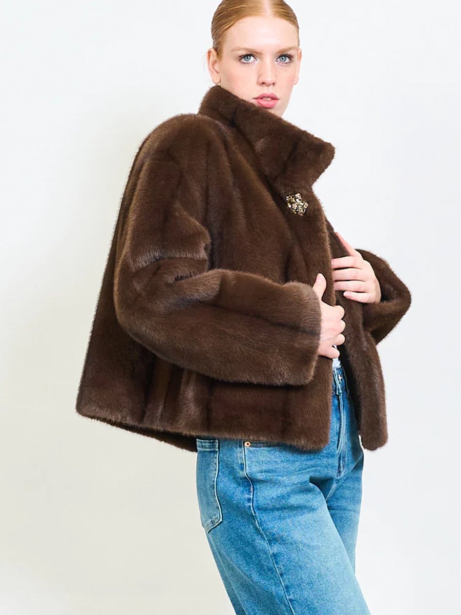 Csoki színű műszőrme bunda brossal - Image 3