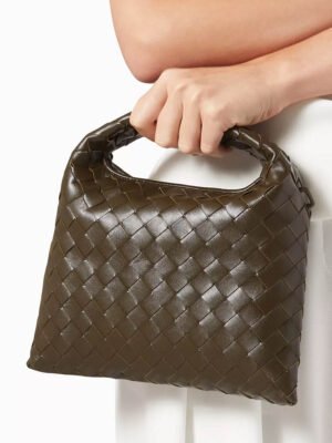 Csoki barna fonott bőr kis táska