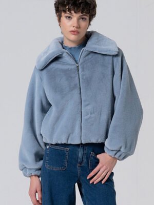 Kék színű műszőrme kabát