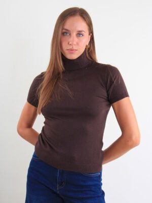 Rövid ujjú garbós pulóver