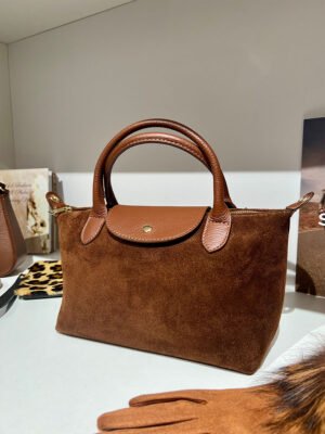 Barna kézi hasított bőr táska