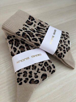 Barna ocelot mintás zokni