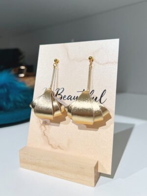 Arany bőr fülbevaló