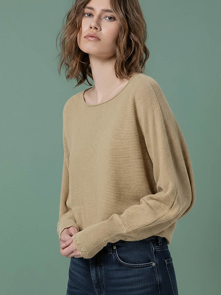 Csónak nyakú csipkés ujjú bézs pulóver - Image 2