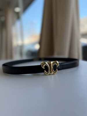 Arany csatos fekete bőr öv