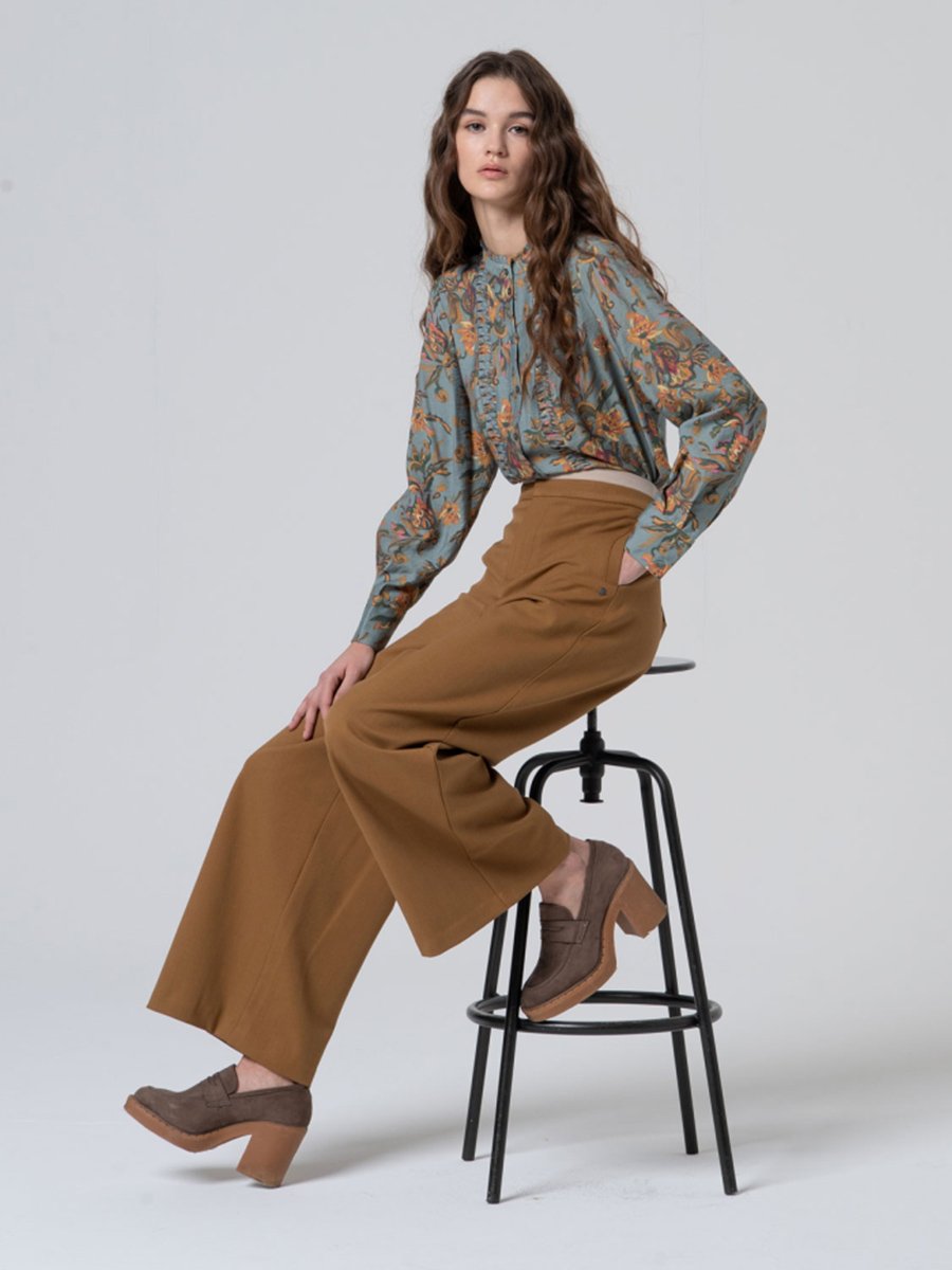 Bő szárú elegáns camel szövet nadrág - Image 2