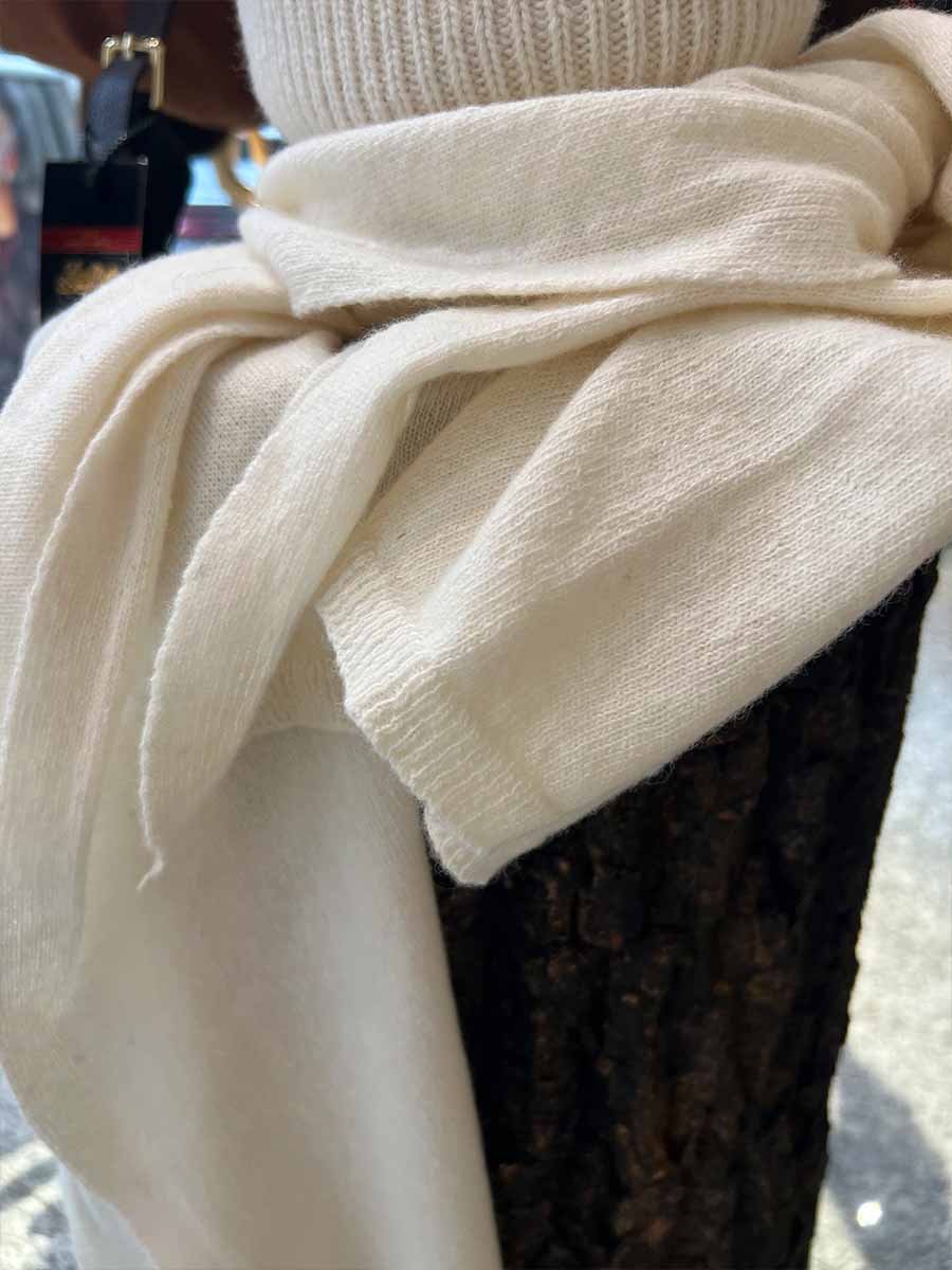 Ecrü sál sapka szett - Image 3