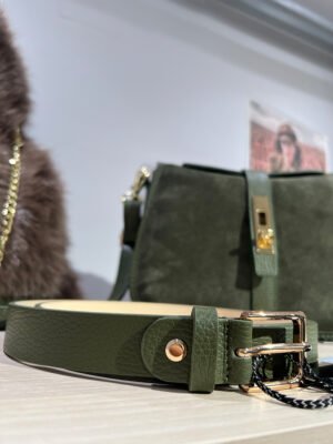 Olíva zöld bőr öv arany csattal
