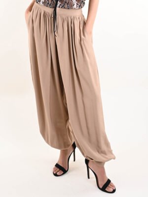 Elegáns beige színű lenge nadrág