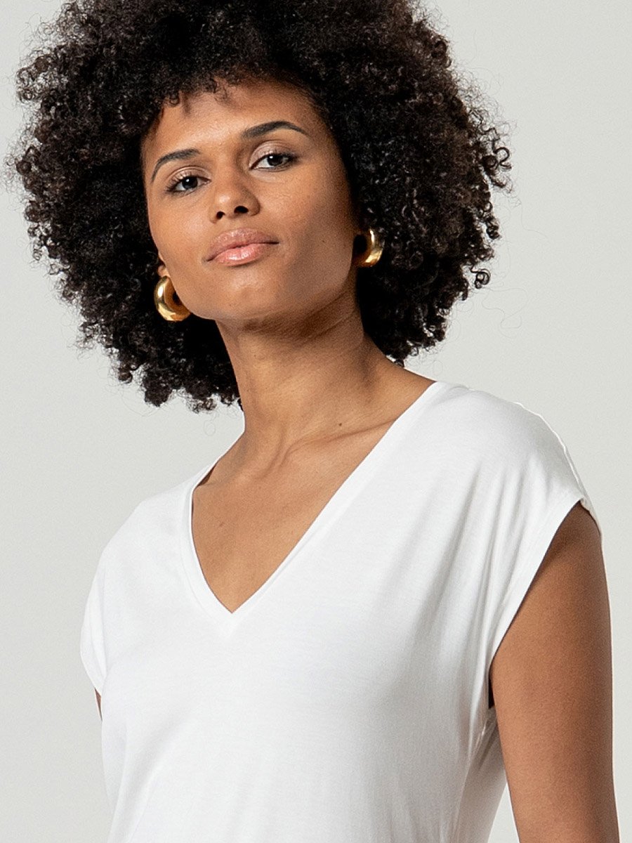 Fehér V-nyakú póló - Image 3