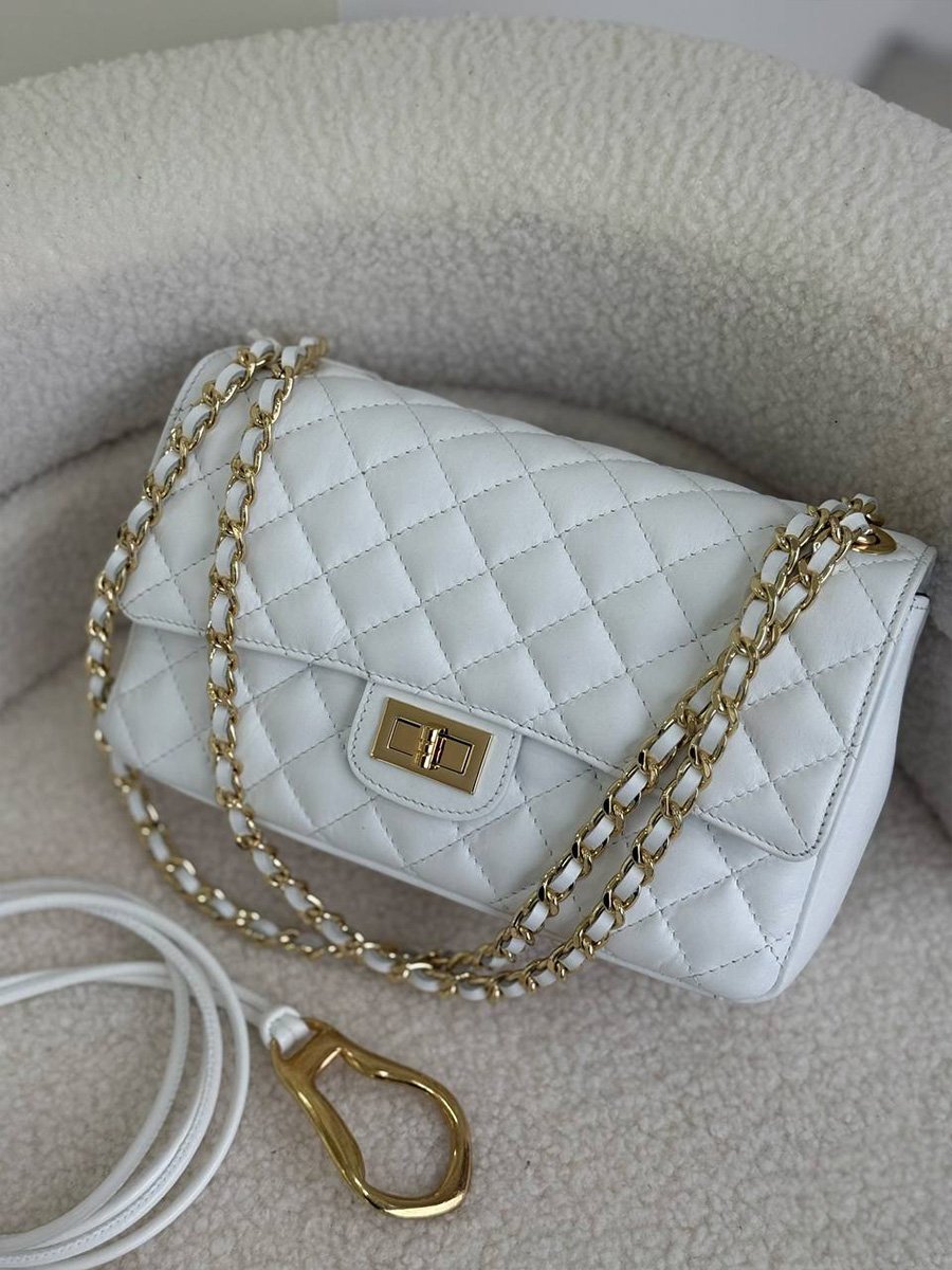 Fehér steppelt láncos bőr táska - Image 2