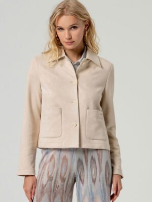 Bézs gombos zsebes blézer