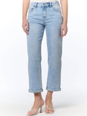 7/8-os egyenes szárú világoskék farmernadrág