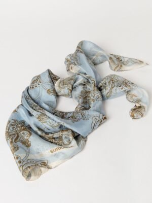 Babakék mintás sál