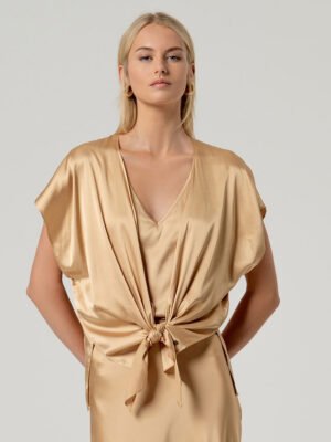 Beige szatén elől megkötős poncsó